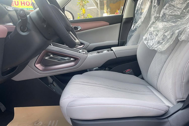 Theo thông tin từ đại lý BYD, Atto 2 sẽ được trang bị 1 mô-tơ điện nằm trên cầu trước, tạo ra công suất tối đa 174 mã lực và mô-men xoắn cực đại 290 Nm.