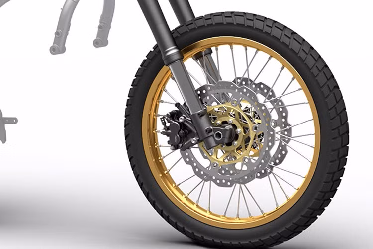 Honda tiếp tục được trang bị cho XL750 Transalp bộ vành nan hoa đặc trưng được sơn vàng nổi bật với kích thước trước sau lần lượt là 21 inch và 18 inch.