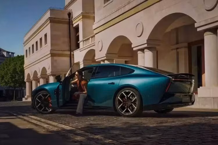 Mặc dù doanh số sedan không còn được như trước, nhưng những mẫu xe như Xiaomi SU7 và Xpeng P7 mới chứng minh rằng vẫn còn rất nhiều sự quan tâm của khách hàng.