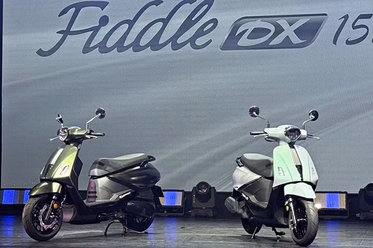 Một điểm cộng lớn nằm ở khả năng tiết kiệm nhiên liệu. Theo công bố, mẫu xe đạt mức tiêu thụ 1 lít xăng cho 60,2 km, tương đương chỉ khoảng 1,66 lít/100 km. Tại thị trường Đài Loan, SYM Fiddle DX 158 có giá khởi điểm 106.500 Đài tệ (tương đương khoảng 92 triệu đồng).