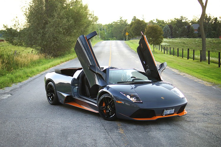 View - Ngắm "bò mộng" Lamborghini Murcielago LP650-4 Roadster cuối cùng | Báo Tri thức và Cuộc sống - TIN TỨC PHỔ BIẾN KIẾN THỨC 24H