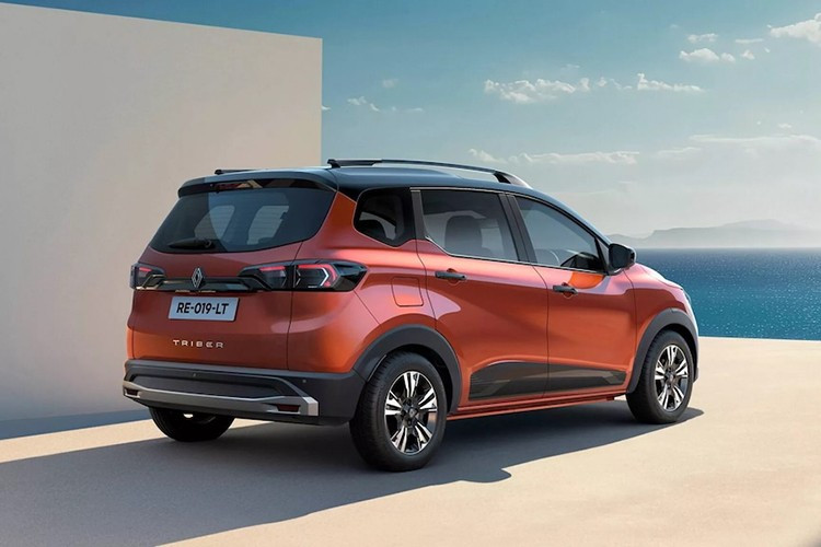 Dưới nắp ca-pô, Gravite dự kiến ​​sẽ trang bị động cơ xăng 1.0 lít sản sinh công suất 71 mã lực và mô-men xoắn 96Nm. Sức mạnh có thể sẽ được truyền đến bánh trước thông qua hộp số sàn 5 cấp hoặc hộp số tự động AMT 5 cấp, tương tự như cấu hình của Renault.