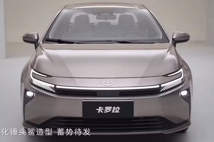 Theo kế hoạch, hai mẫu sedan Toyota Corolla và Levin L 2026 nâng cấp sẽ chính thức mở bán tại Trung Quốc trong vài tuần tới, tuy nhiên giá bán vẫn chưa được công bố.
