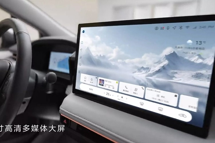 Đặc biệt, Levin L còn được trang bị hệ thống giải trí sử dụng nền tảng Huawei HiCar 5.0, chạy trên vi xử lý Qualcomm 8155P, cho thấy định hướng nội địa hóa mạnh mẽ về công nghệ của GAC Toyota.