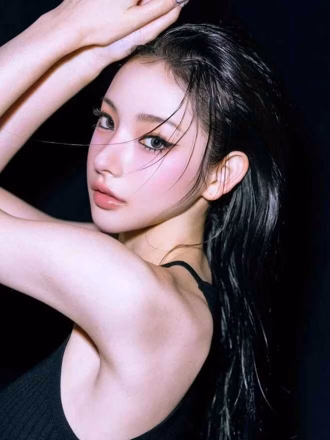 Sau đó, nhiều dân mạng "đào" lại được một video Kwon làm khách mời trên kênh YouTube Kim In-ho TV hồi tháng 7.