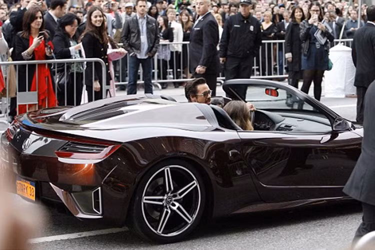 Tuy nhiên, trước khi được rao bán, chiếc xe này sẽ được trưng bày The Quail trong tuần lễ xe hơi Monterey 2025, diễn ra trong vài ngày tới. Những ai muốn tận mắt chứng kiến sẽ phải tham dự sự kiện vào ngày 15/8, và Acura tuyên bố sẽ bắt đầu nhận đăng ký cho những ai quan tâm đến việc có cơ hội đấu giá chiếc xe này.