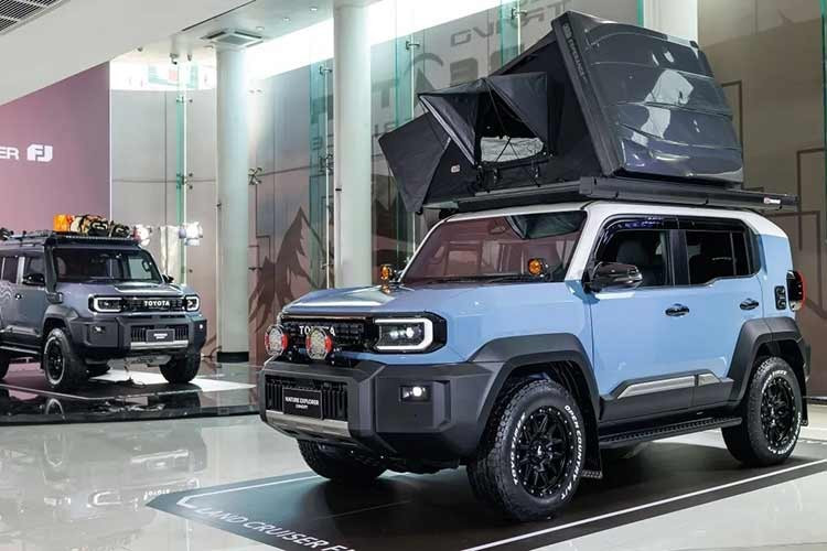 Với mức giá dễ tiếp cận, nhưng vẫn sở hữu khung gầm rời và hệ dẫn động 4 bánh, Toyota Land Cruiser FJ 2026 được xem như một “phiên bản thu gọn” của dòng Land Cruiser huyền thoại. Mẫu xe này hướng đến nhóm khách hàng trẻ, yêu thích khám phá, cần một chiếc SUV vừa đủ linh hoạt trong phố vừa sẵn sàng cho những hành trình địa hình.