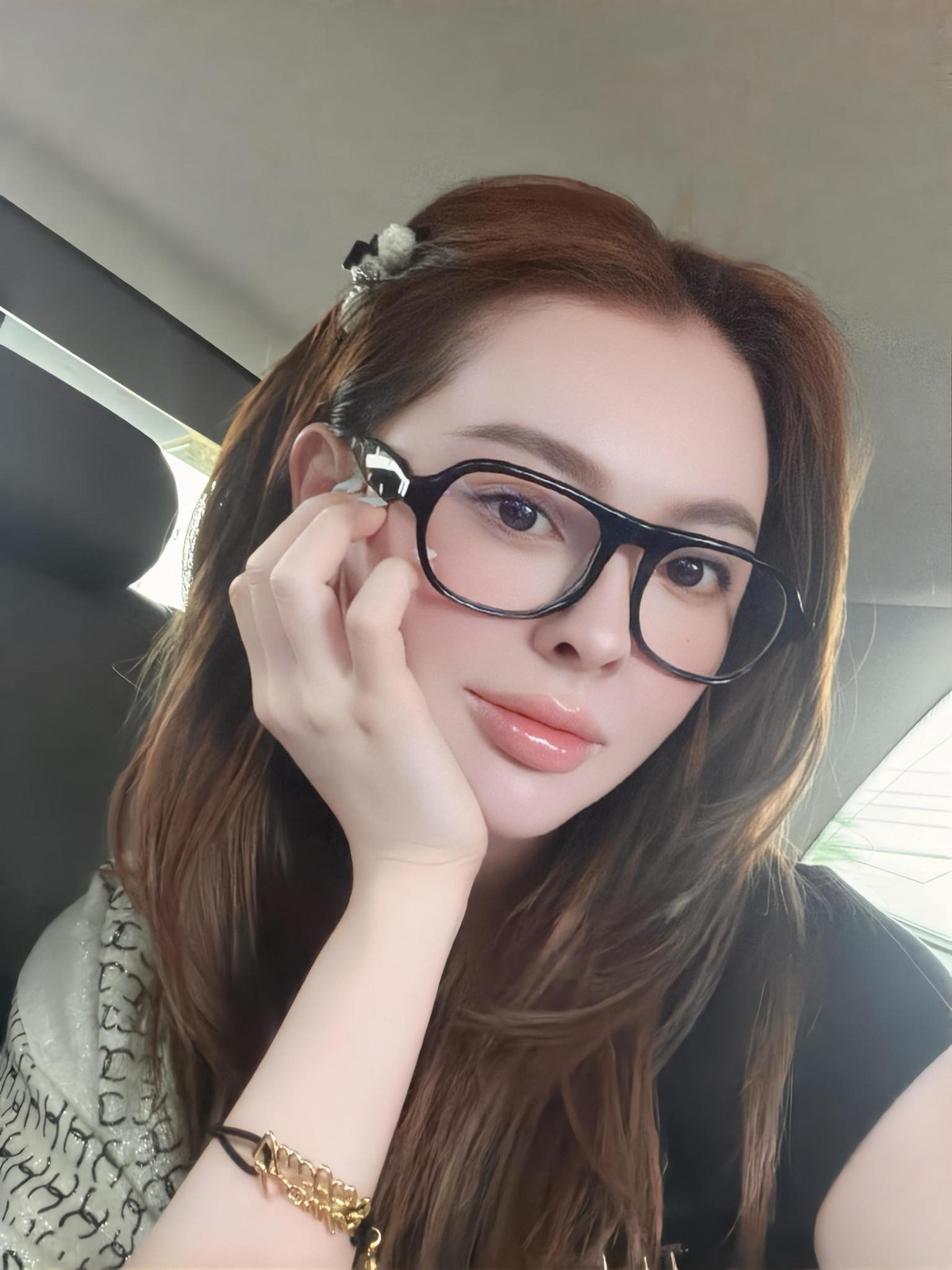 Tên tuổi của Trang Nemo gắn liền với không ít ồn ào. Đáng chú ý nhất là vụ xô xát xảy ra vào tháng 1/2022 tại cửa hàng của cô ở Quận 1, TP.HCM. Xuất phát từ mâu thuẫn trong kinh doanh online với chị Trần Nguyễn Trà My, vụ việc đã dẫn đến xô xát khiến chị Phạm Lệ Khanh bị thương tích 3%. Toàn bộ sự việc còn được livestream trên mạng xã hội, gây náo loạn khu vực và tạo làn sóng tranh cãi lớn.