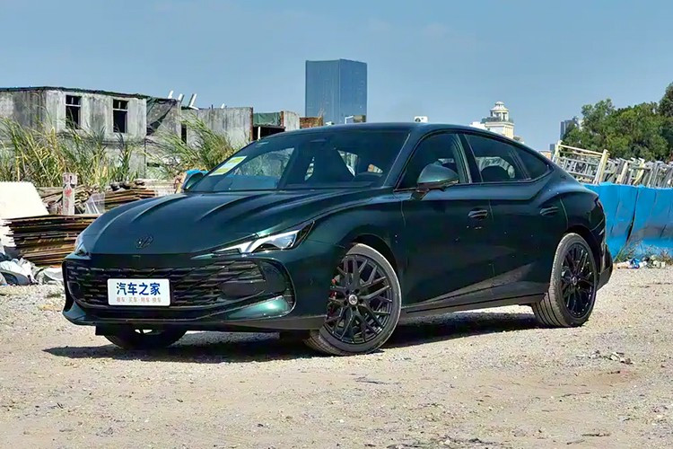 Hãng xe MG của Trung Quốc vốn không công bố doanh số của các mẫu xe tại thị trường Việt Nam. Chỉ thấy rằng, các mẫu xe của hãng, bao gồm cả MG7, thường xuyên được giảm giá tại đại lý nhằm lôi kéo khách hàng Việt.