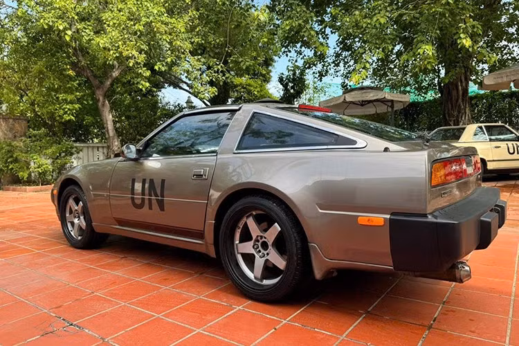 Việc săn lùng được chiếc xe Nissan 300ZX này đã giúp cho đội xe JDM của ông Vũ càng thêm lớn mạnh về quân số, và có thể là 1 trong những người sở hữu xe JDM nhiều nhất thế giới hiện nay. Ngoài chiếc 300ZX này ra, "vua cà phê" Việt Nam còn sở hữu kha khá những chiếc xe Nissan đình đám khác nữa như GTR, 350Z...