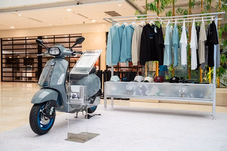 Từ biểu tượng phong cách ra đời năm 1946, Vespa tiếp tục truyền cảm hứng cho thế hệ mới với thiết kế nhỏ gọn, thanh lịch và đậm cá tính thẩm mỹ.