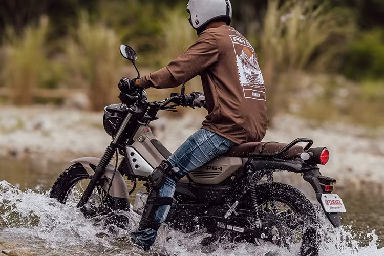 Các chuyên gia kỹ thuật trong ngành cũng cho rằng, nếu muốn chuyển từ động cơ 113.7cc lên loại 155cc, Yamaha sẽ phải tiến hành nhiều điều chỉnh đáng kể về mặt kỹ thuật, bao gồm hệ thống truyền động, khung sườn, hệ thống làm mát và cả kết cấu tổng thể của xe.