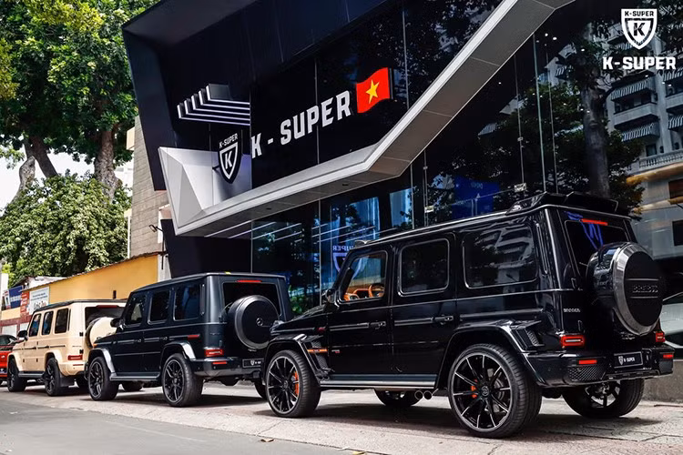 Đối với Huỳnh Xuân Vấn, sau khi thực hiện hành vi phạm tội đã bỏ trốn, Cơ quan cảnh sát điều tra Công an TPHCM đã ra Quyết định truy nã, khi nào bắt được sẽ xử lý sau.