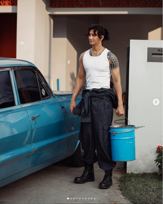 Linn Mya Phu từng được Takhon mô tả là người "anh muốn tỉnh dậy cùng mỗi sáng, là mẹ của những đứa trẻ trong tương lai". Cặp đôi khiến nhiều người ngưỡng mộ khi duy trì tình cảm lâu bền, ngọt ngào suốt từ khi yêu kín tiếng đến khi về chung một nhà.