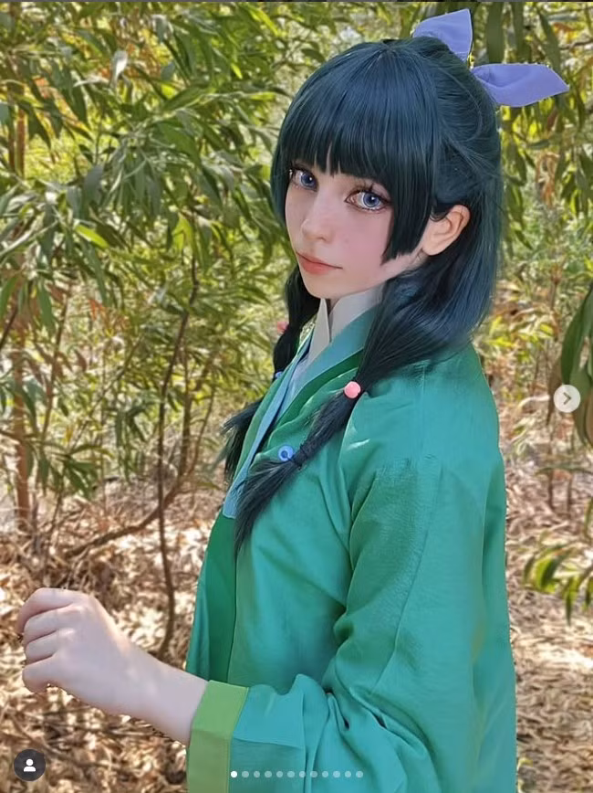 Màn cosplay này không chỉ là một sự hóa thân đơn thuần mà còn là một tác phẩm nghệ thuật, cho thấy sự kết hợp hoàn hảo giữa vẻ đẹp hình thể, sự sáng tạo trong trang phục và khả năng nhập vai tài tình.