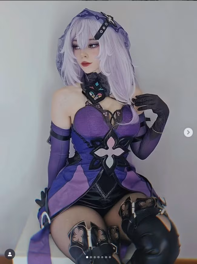 Ngay sau khi bộ ảnh được chia sẻ, nó đã nhận được vô số lời khen ngợi từ cộng đồng game thủ. Hầu hết đều bày tỏ sự ngưỡng mộ trước vẻ đẹp "không góc chết" và sự đầu tư nghiêm túc của Vesani.cos.