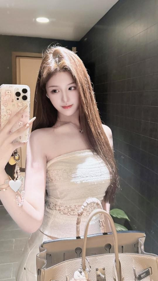 Bài đăng này không chỉ giúp Nhật Hạ tăng thêm lượng người theo dõi mà còn khẳng định rằng: đôi khi việc phá vỡ những giới hạn quen thuộc có thể mang lại những hiệu ứng không ngờ.