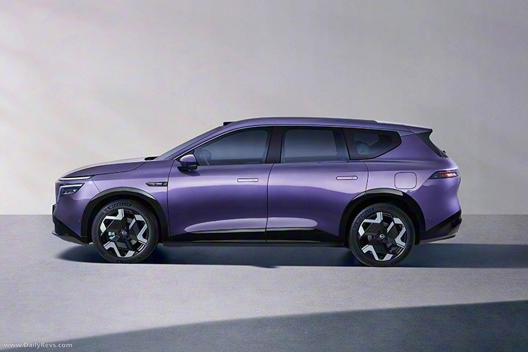 Tại thị trường Trung Quốc, Nissan NX8 2027 mới sẽ có hai lựa chọn động cơ là thuần điện (EV) và plug-in hybrid (PHEV). Điều này phản ánh chiến lược mở rộng sự hiện diện trong thị trường xe năng lượng mới đầy cạnh tranh tại Trung Quốc của Nissan.