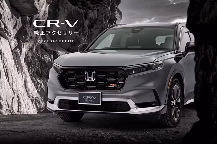 Honda CR-V e:HEV RS có giá bán khởi điểm từ 5.122.700 yên (tương đương khoảng 33.100 USD). Phiên bản RS Black Edition với hệ dẫn động AWD có giá từ 5.779.400 yên (khoảng 37.400 USD).