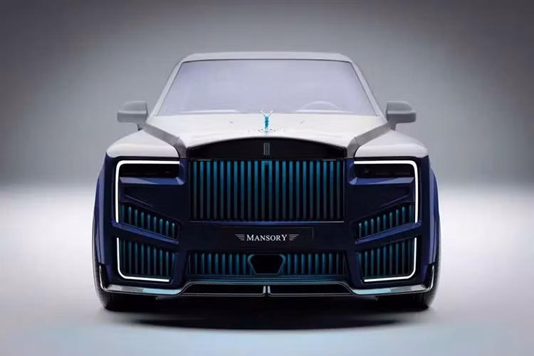 Rolls-Royce Cullinan 2025 đã bước vào phiên bản Series II, vì vậy, đây là chiếc SUV hạng sang mới nhất và tuyệt vời nhất mà bạn có thể trải nghiệm. Tuy nhiên, có không ít người cho rằng thiết kế này vẫn chưa thật sự đã mắt, và Mansory đã có mặt để giải quyết.