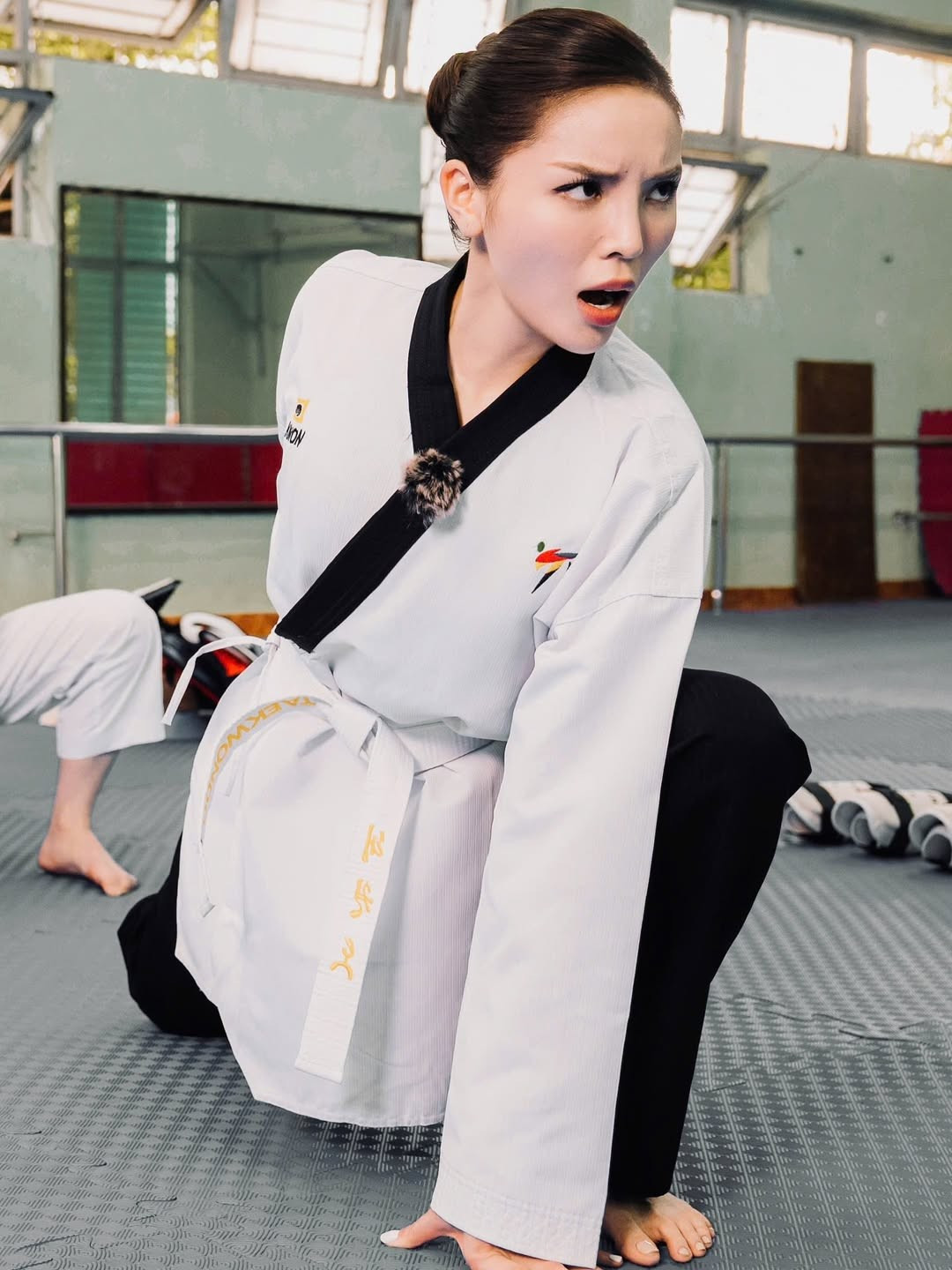 Bên cạnh hoạt động giải trí, Kỳ Duyên còn lấn sân kinh doanh, khẳng định hình ảnh một phụ nữ độc lập, bản lĩnh và tự chủ.