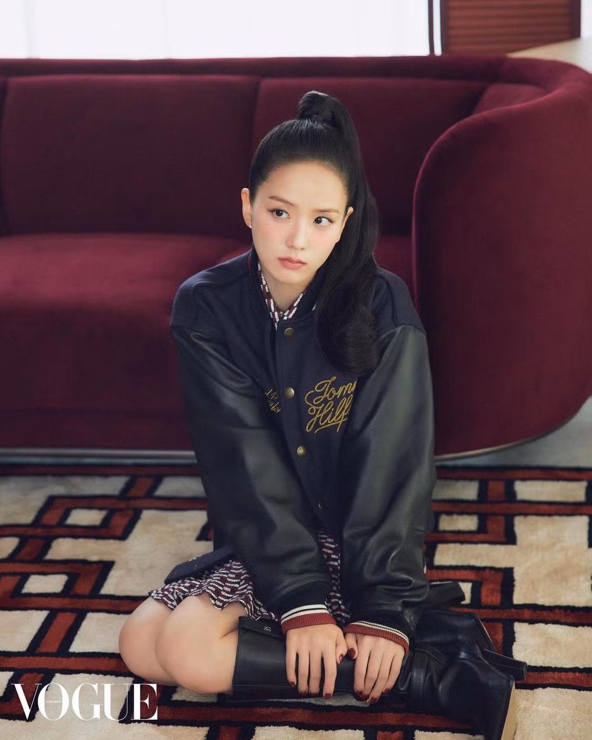 Ở tuổi 30, Jisoo không chỉ giữ vững phong độ nhan sắc mà còn toát lên vẻ đẹp chín muồi, điềm tĩnh và đầy khí chất của một biểu tượng toàn cầu.