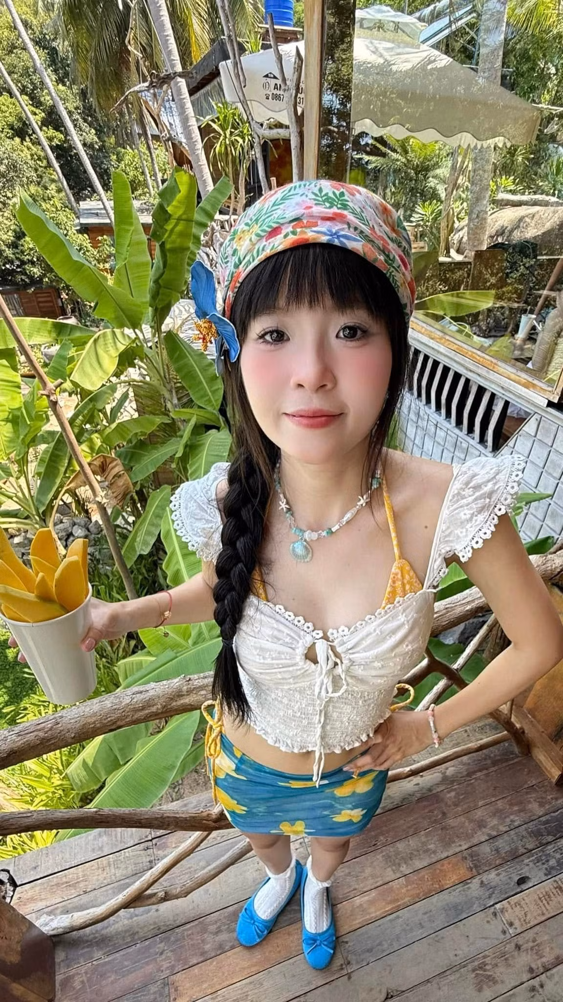 Nhiều người bày tỏ sự ngưỡng mộ và ủng hộ Thuý Kiều trong việc định hình một phong cách mới, hứa hẹn sẽ mang đến nhiều bất ngờ hơn nữa trong tương lai.