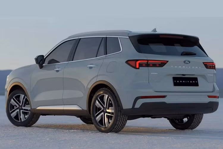 Tại Việt Nam, Ford Territory hiện được phân phối với 4 phiên bản, có giá niêm yết dao động từ 759 - 889 triệu đồng, cạnh tranh trực tiếp với những cái tên đáng gờm như Mazda CX-5, Honda CR-V, Hyundai Tucson và Mitsubishi Outlander.