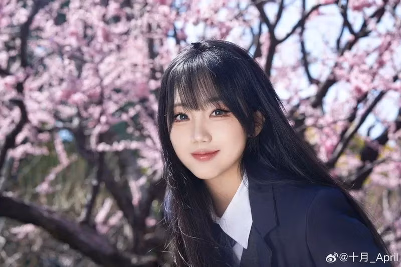 October không còn là cái tên xa lạ với người theo dõi LPL.