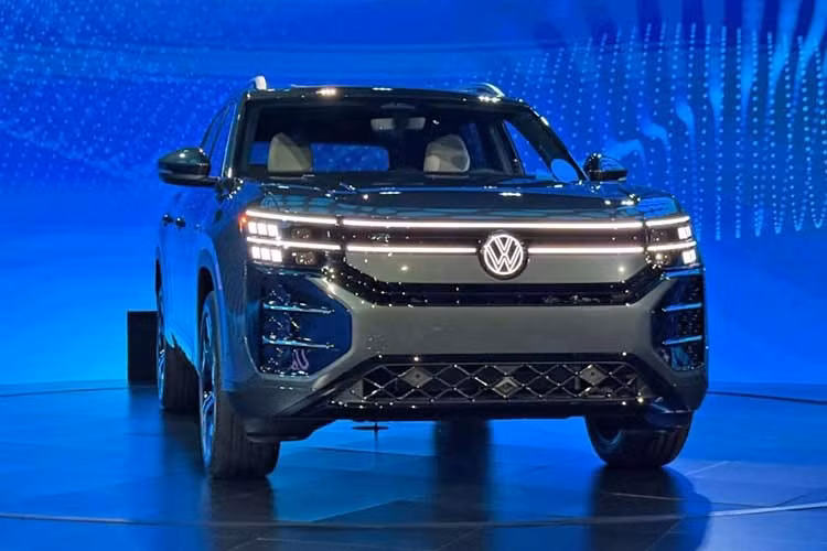 Theo hãng Volkswagen, phiên bản dành cho Mỹ kế thừa thành công của thế hệ trước với thiết kế táo bạo hơn, công nghệ thông minh hơn và các trang bị cao cấp ở những điểm quan trọng nhờ thân xe hoàn toàn mới kết hợp với khoang nội thất được tái thiết kế hoàn toàn.