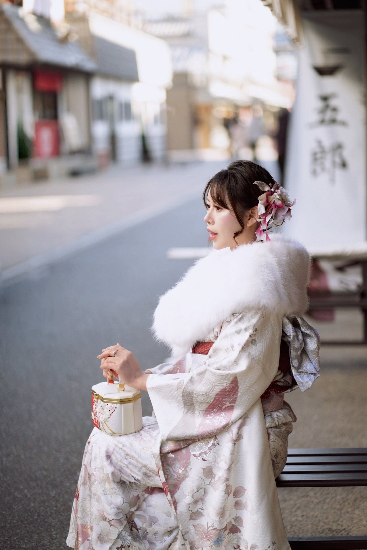 Việt Phương Thoa được biết đến rộng rãi với biệt danh “em gái chị Google” nhờ khả năng giả giọng Google Assistant vô cùng duyên dáng.