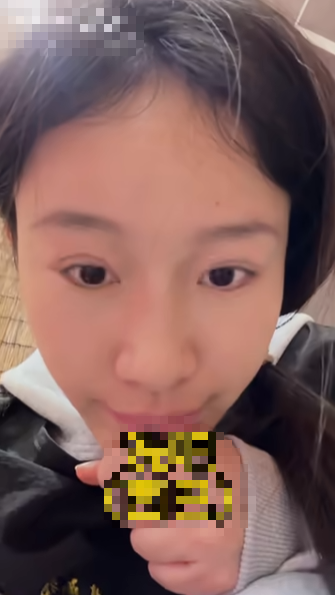 Dù gặp phải nhiều biến cố là vậy, thế nhưng Wen Shan không suy sụp và nhanh chóng ổn định tinh thần, tìm kiếm cho bản thân một hướng đi mới tích cực và ổn định.