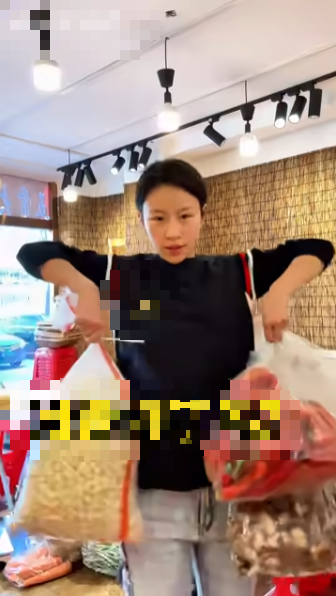 Quyết định này không chỉ xuất phát từ lý do cá nhân mà còn phản ánh một sự thật đáng buồn, cho thấy thể thao điện tử xứ Trung đang bước vào thời kỳ thoái trào.