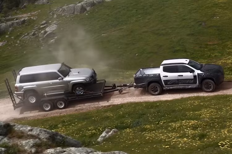 Thêm vào đó, việc chuyển toàn bộ sản xuất Navara sang nhà máy của Mitsubishi tại Laem Chabang có thể khiến nhà máy Nissan tại Samut Prakan – cơ sở sản xuất cuối cùng của hãng tại Thái Lan – không còn vai trò chiến lược. Khi vòng đời của các dòng xe hiện tại kết thúc, không loại trừ khả năng nhà máy này sẽ bị đóng cửa, mở ra kịch bản Nissan rút lui toàn diện khỏi thị trường sản xuất ASEAN.