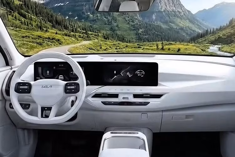 Sự xuất hiện của Seltos mới được xem là bước đi chiến lược của Kia trong việc duy trì vị thế tại phân khúc SUV cỡ nhỏ – nơi các đối thủ như Honda HR-V, Hyundai Kona, Subaru Crosstrek đều đang không ngừng cải tiến để thu hút người dùng trẻ, năng động.