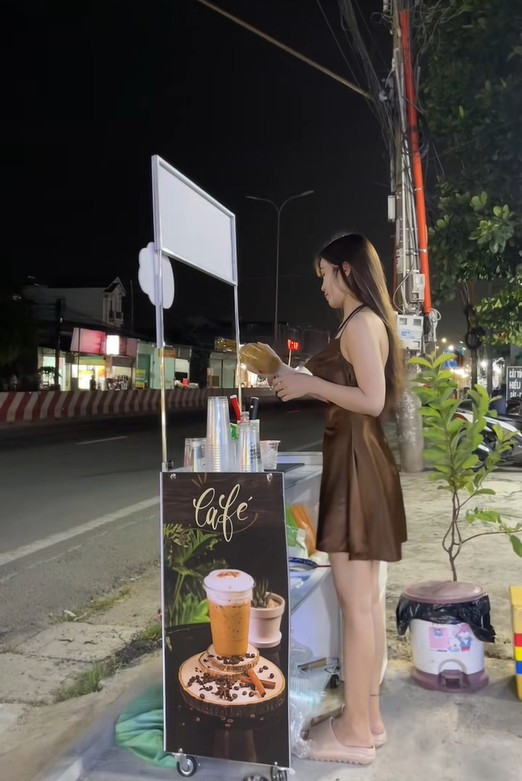 Kênh TikTok này hiện có gần 70.000 follow nhưng không ai biết có phải là chính chủ hay không.