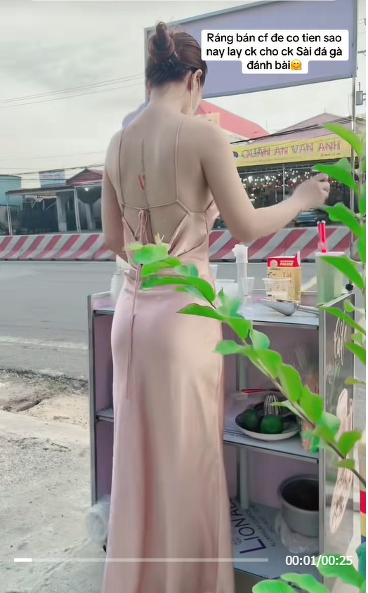 Nhiều người ý kiến rằng có lẽ với nữ chủ quán, vẫn thu hút sự chú ý cho xe cà phê và các hoạt động của bản thân thì mọi chuyện vẫn ổn.