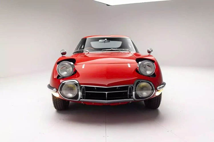 Liệu chiếc 2000GT này có đạt được mức giá trên 1 triệu đô la lần thứ hai không? Theo nhiều chuyên gia, chắc chắn con số có thể cao hơn, nếu có được một nhà sưu tầm am hiểu và thức sự yêu mẫu xe đặc biệt này.