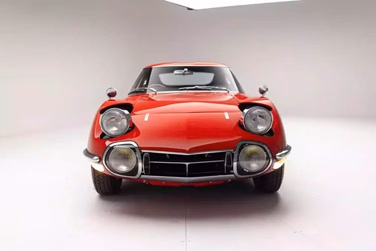 Liệu chiếc 2000GT này có đạt được mức giá trên 1 triệu đô la lần thứ hai không? Theo nhiều chuyên gia, chắc chắn con số có thể cao hơn, nếu có được một nhà sưu tầm am hiểu và thức sự yêu mẫu xe đặc biệt này.