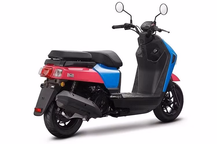 Baga sau có thể mở rộng thêm 60%, tăng đáng kể khả năng chở hàng, cho trọng lượng lên đến 40kg. Các khung chống đổ trên xe được bố trí 12 điểm gắn phụ kiện, cho phép shipper tùy chỉnh xe theo nhu cầu của mình.