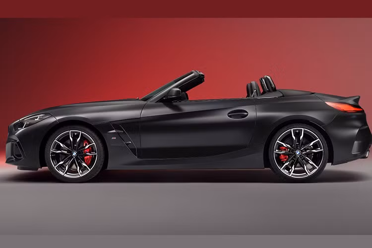 Theo công bố, BMW Z4 Final Edition sẽ được sản xuất với số lượng cực kỳ hạn chế tại nhà máy của Magna Steyr ở Áo, kéo dài từ tháng 2/2026 cho đến khi dây chuyền Z4 ngừng hoạt động hoàn toàn vào tháng 4 cùng năm.
