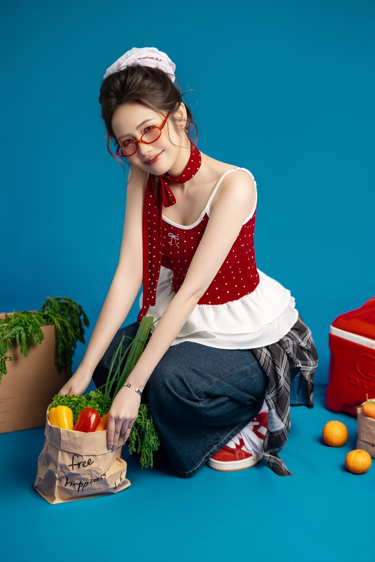 Dù Cris Phan bận rộn với vai trò streamer, YouTuber, còn Mai Quỳnh Anh theo đuổi con đường diễn xuất, cả hai vẫn thường xuyên chia sẻ những khoảnh khắc đời thường giản dị nhưng đầy hạnh phúc.