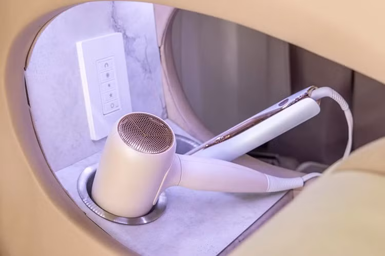 Dù chỉ là một mẫu xe ý tưởng, chiếc xe SUV Lexus Glam LX đặc biệt này đã cho thấy cách tiếp cận hoàn toàn khác trong việc phát triển concept, đồng thời mở ra hướng đi mới cho những mẫu xe tương lai.