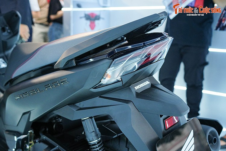View - Honda Air Blade 2026 ra mắt tại Việt Nam, giá từ 42,2 triệu đồng | Báo Tri thức và Cuộc sống - TIN TỨC PHỔ BIẾN KIẾN THỨC 24H