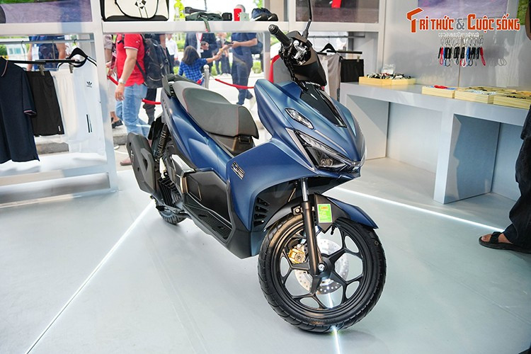 View - Honda Air Blade 2026 ra mắt tại Việt Nam, giá từ 42,2 triệu đồng | Báo Tri thức và Cuộc sống - TIN TỨC PHỔ BIẾN KIẾN THỨC 24H