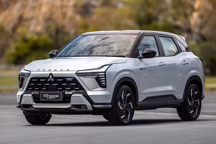 Mitsubishi Motors Thái Lan mới đây đã chính thức công bố mở bán của mẫu SUV đô thị hybrid hoàn toàn mới – Mitsubishi Xforce HEV 2026. Xe sẽ được bán ra với ba phiên bản: Ignite, Ultimate và Ultimate X.