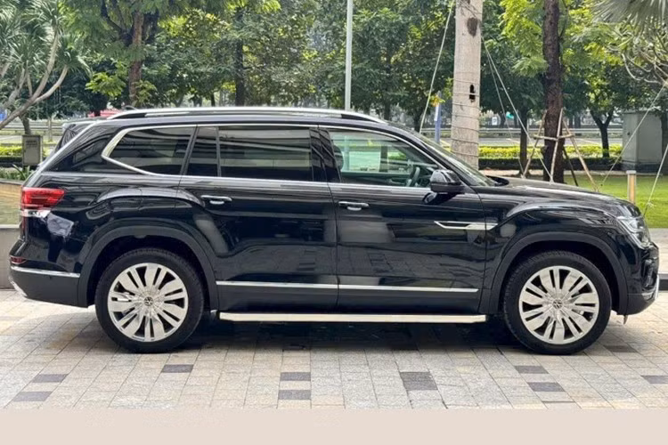 Thực tế, việc điều chỉnh giá đã diễn ra từ giữa năm. Hồi tháng 6/2025, một số mẫu xe khác của Volkswagen nhập từ Trung Quốc như Viloran và Teramont X cũng đồng loạt tăng giá từ 100 - 110 triệu đồng, cho thấy xu hướng điều chỉnh giá chung của hãng trong bối cảnh tỷ giá thay đổi và chi phí logistics tăng.