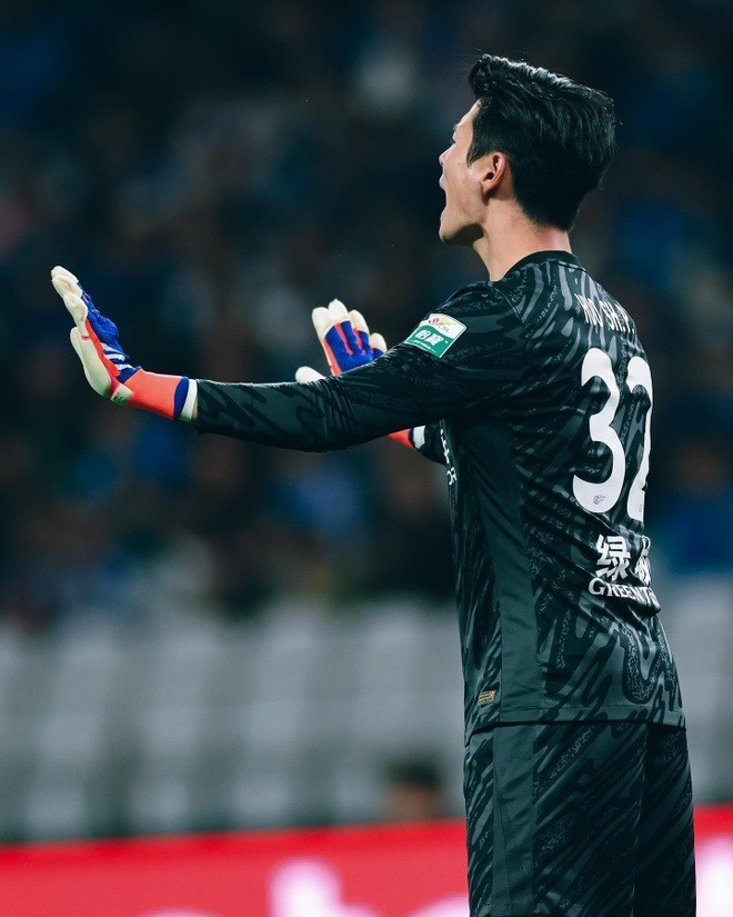 Năm 2021, Huo chuyển đến CLB Guangxi Huaqiangu thuộc giải Chinese Champions League.