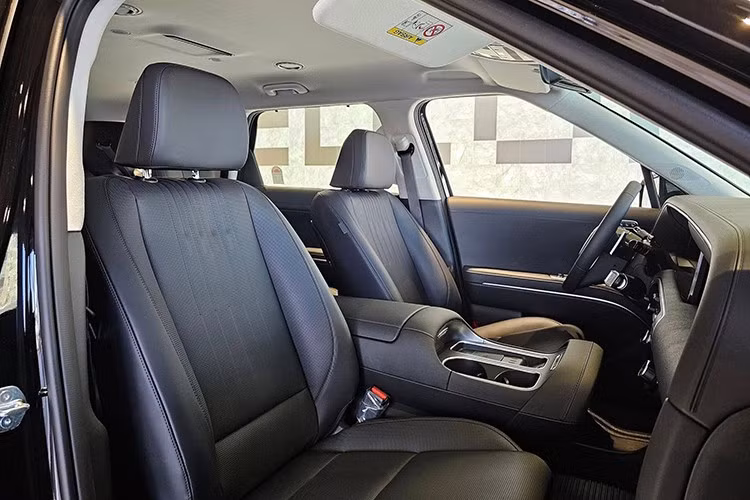 Nhiều khả năng, Palisade Hybrid cũng sẽ được Hyundai Thành Công đưa về Việt Nam trong thời gian tới. Thế hệ hiện tại của mẫu SUV này đã được lắp ráp tại Việt Nam và thậm chí xuất khẩu sang Thái Lan.