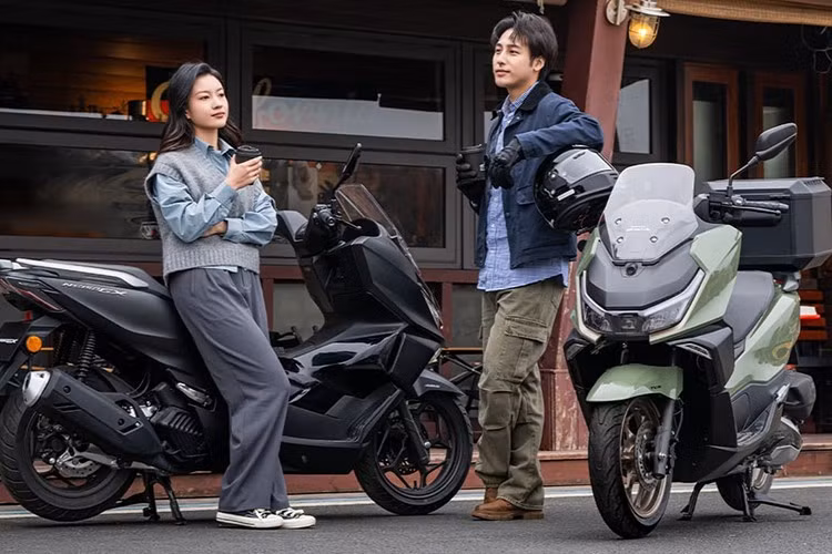 Đặc biệt, mẫu xe tay ga Honda NS150GX 2025 bản nâng cấp mới này còn được trang bị camera ghi hình độ phân giải Full HD 1080p phía trước, có thể phát lại trực tiếp trên màn hình TFT.